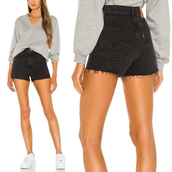 Levi's Pants - LEVI'S Premium Ribcage Short Size 26 Black Bayou